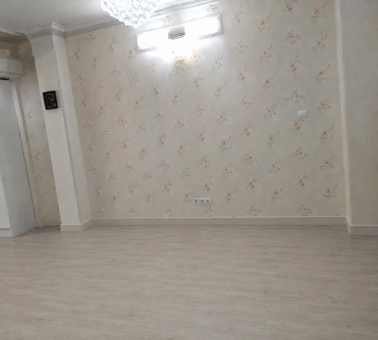 ۶۴ متری _ دو خوابه _ پارکینگ دار
