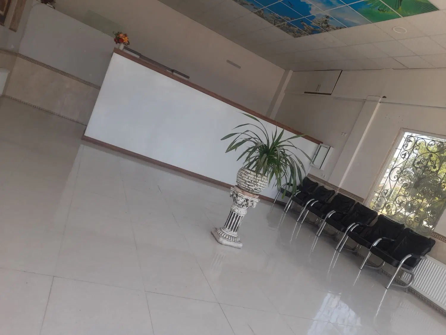 اجاره مغازه۷۵متری