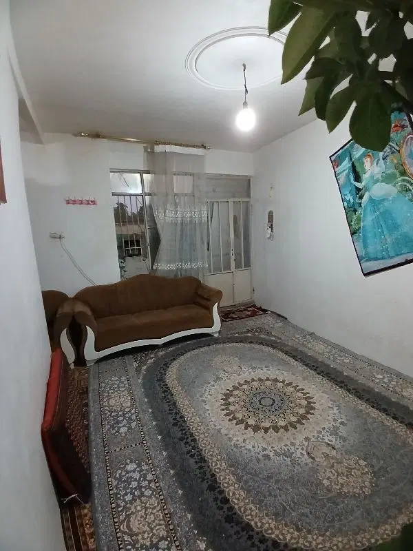 خانه ویلایی در ناصر آباد میرپنجی شهرستان ابیک