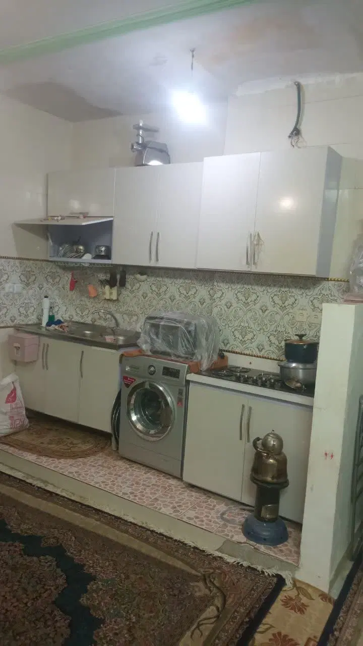 خانه طبقه همکف راه مشترک