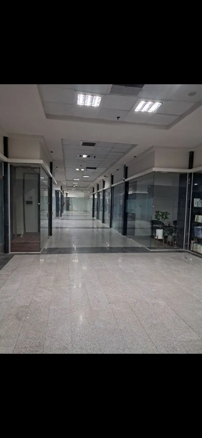 مغازه ۱۴ متری