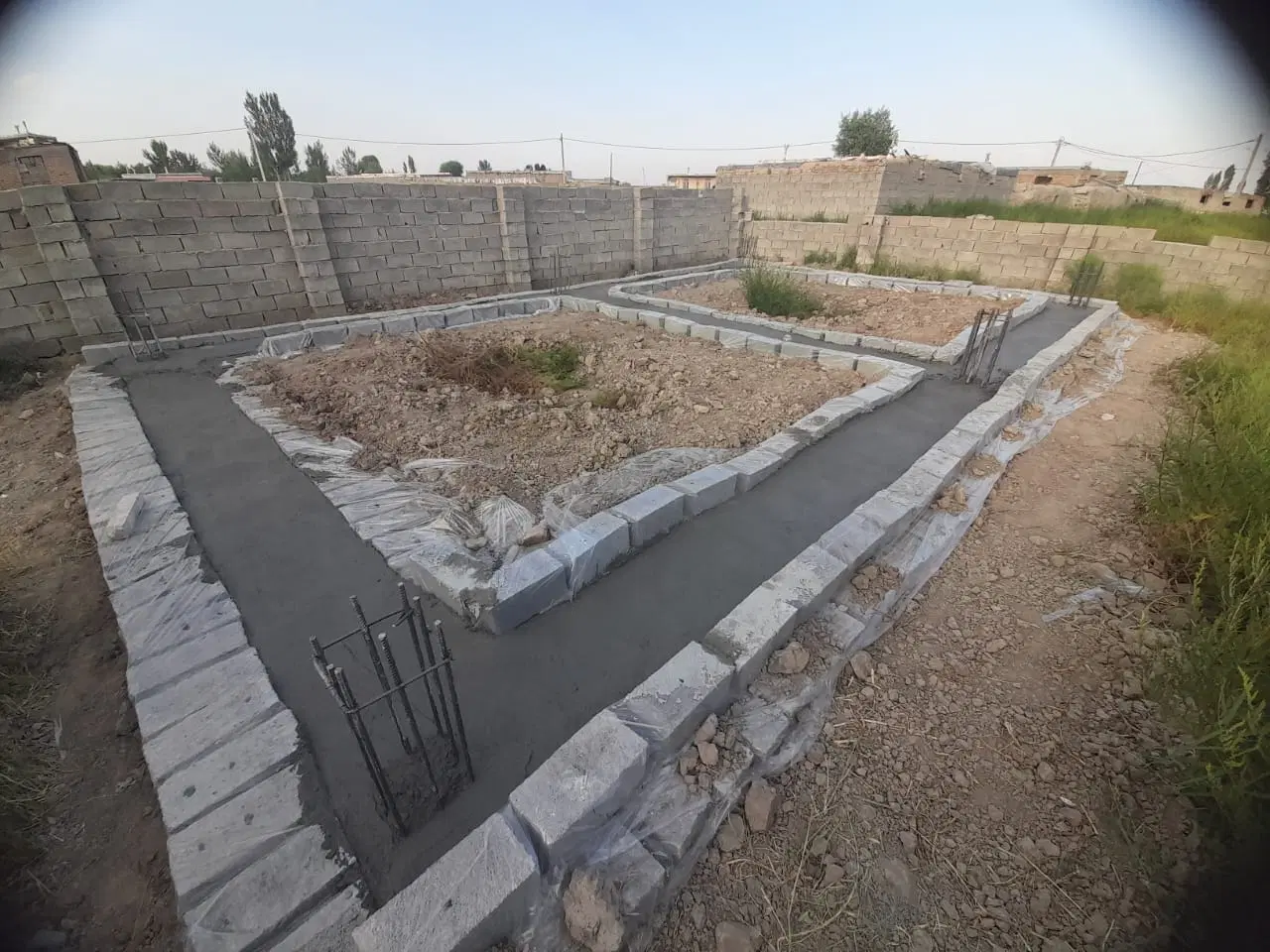 زمین ۲۵۰ متری سند دار (طرح هادی)