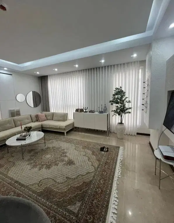 واحد لوکس ۹۸ متری فول امکانات _ فول بازسازی