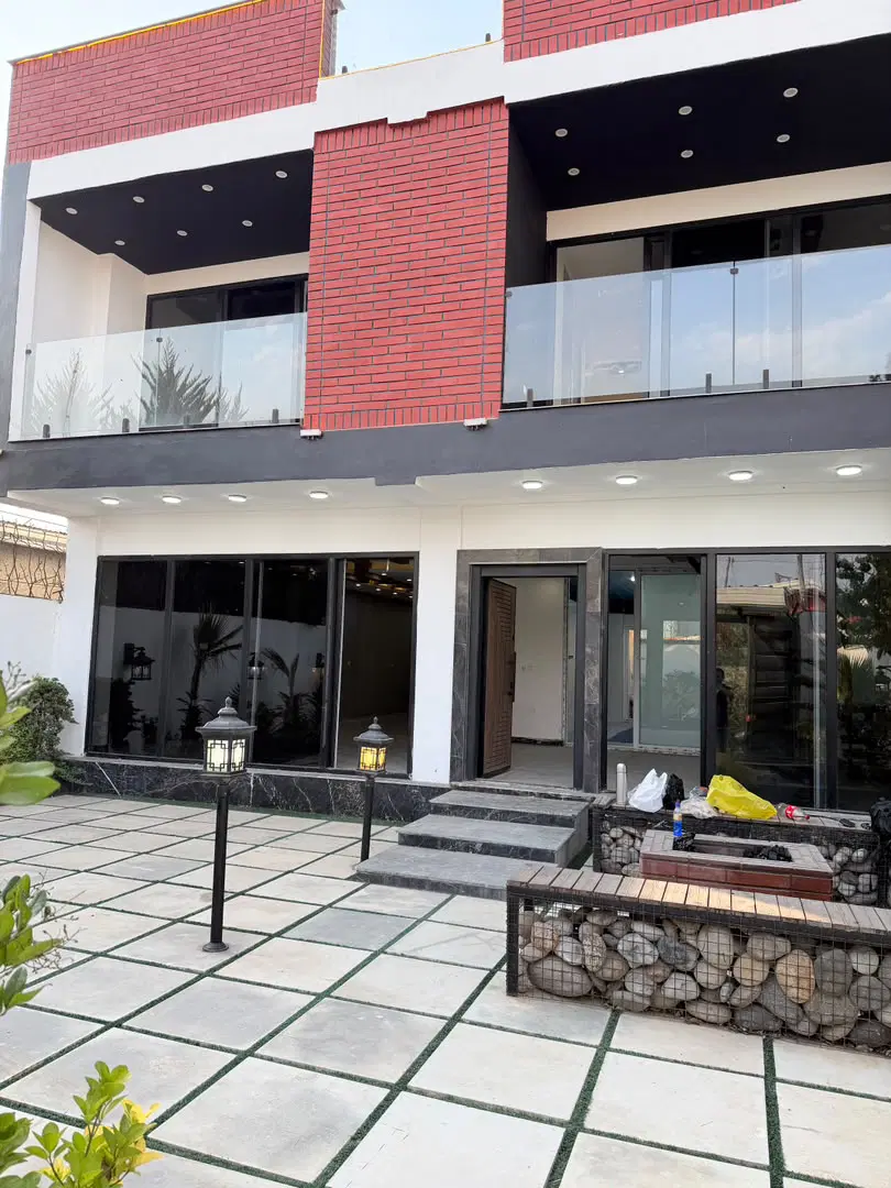 فروش ویلا مدرن استخردار نوساز ( سندتک برگ)