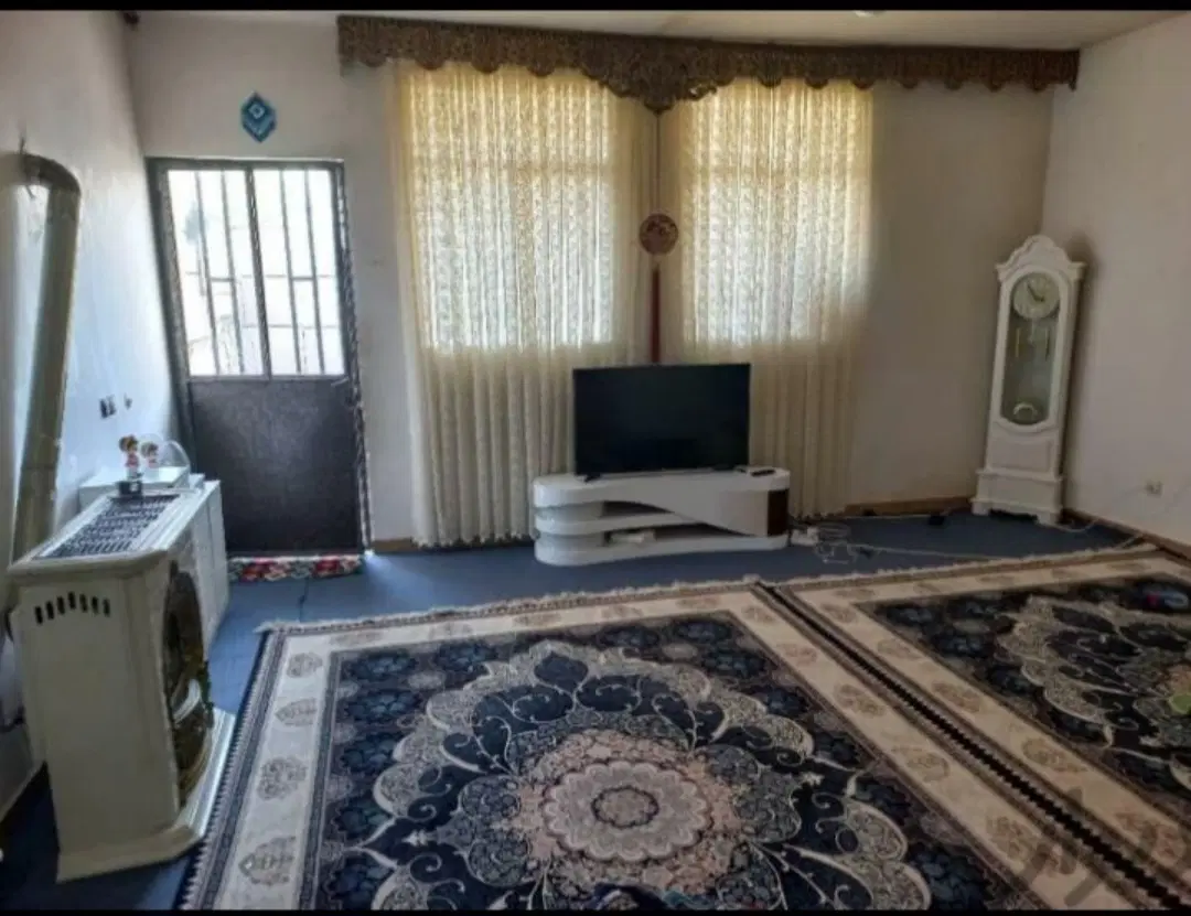 خانه ویلایی مرکز شهر _ فول امکانات