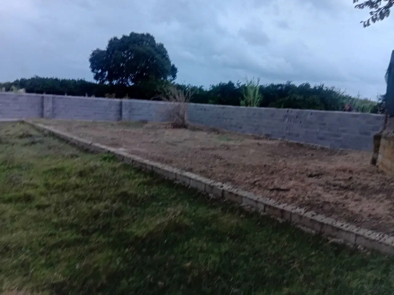 زمین مسکونی