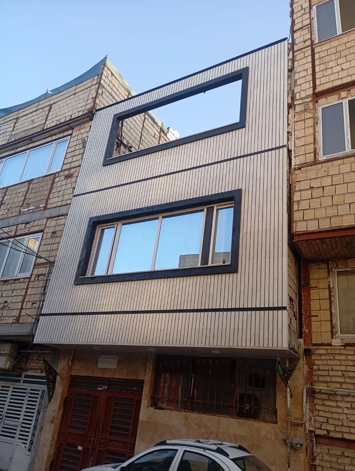 خانه واحد مسکونی نوساز  2.5 طبقه  اسکلت بتن