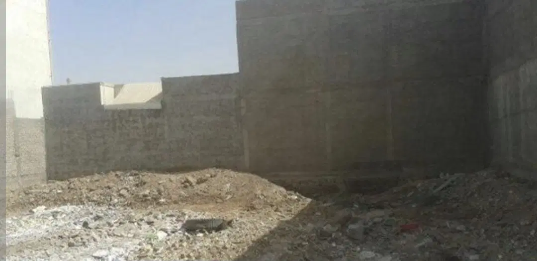 زمین فروشی