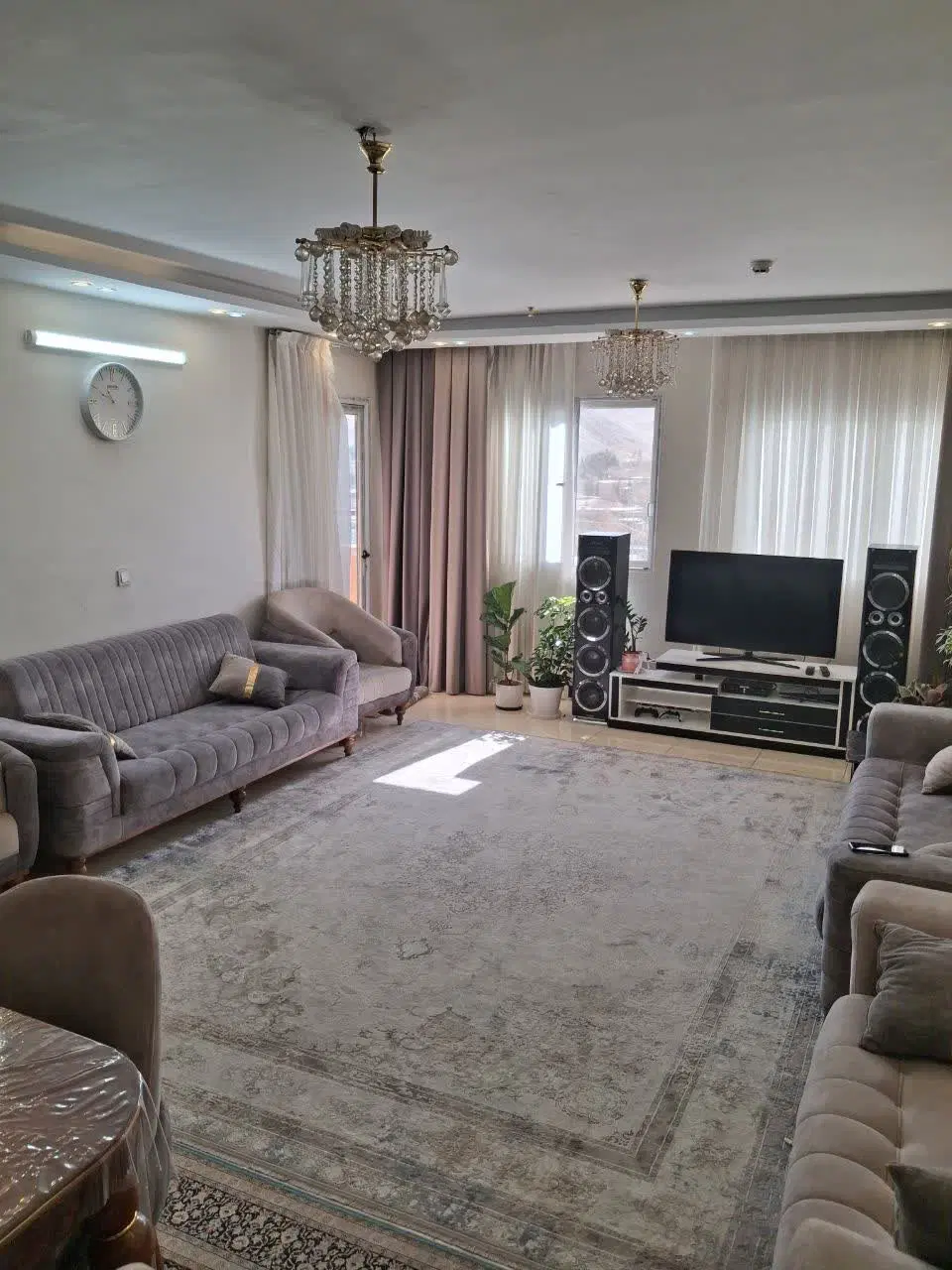 آپارتمان 100 متری شفق باغ ارم