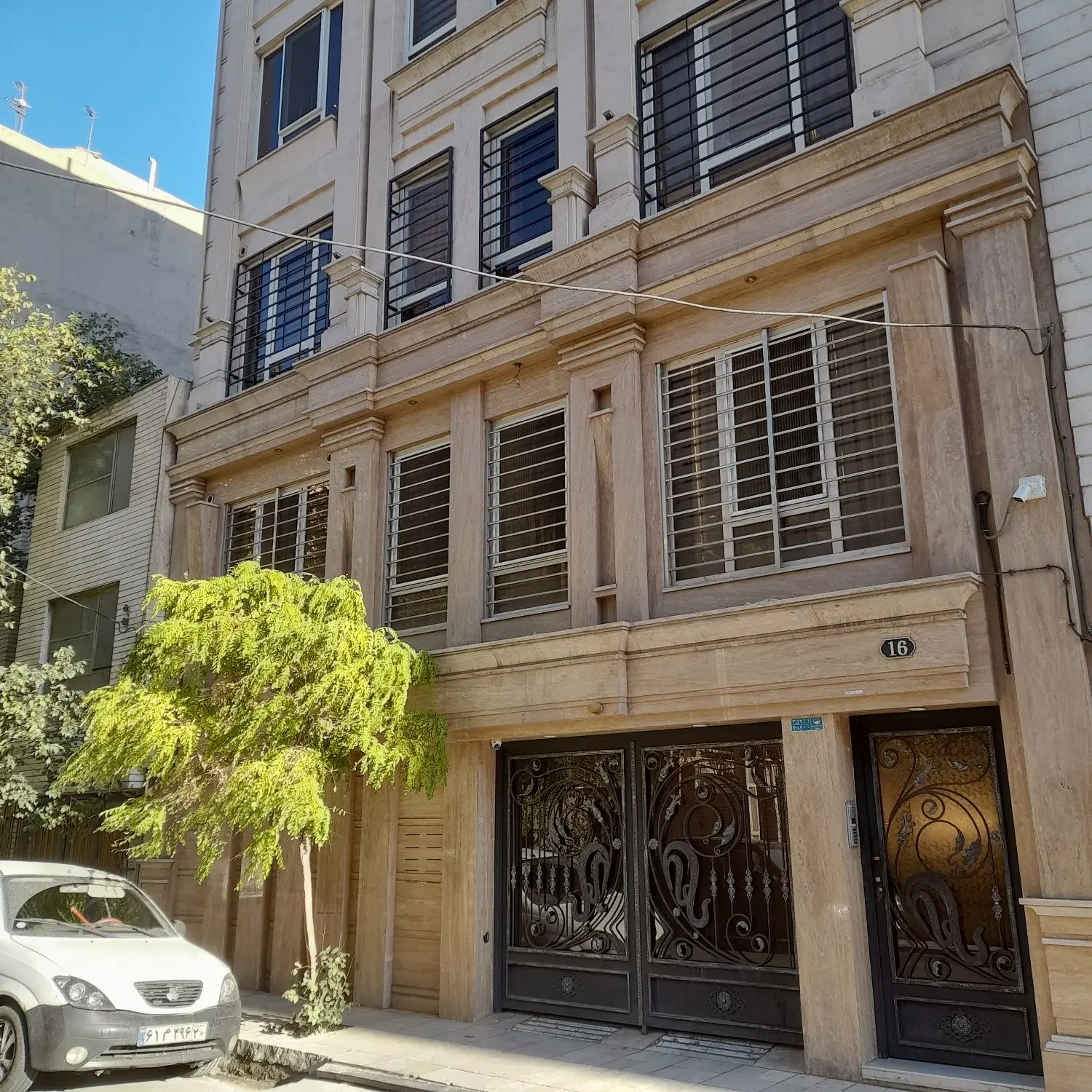 آپارتمان۸۳ متری نیروی هوایی