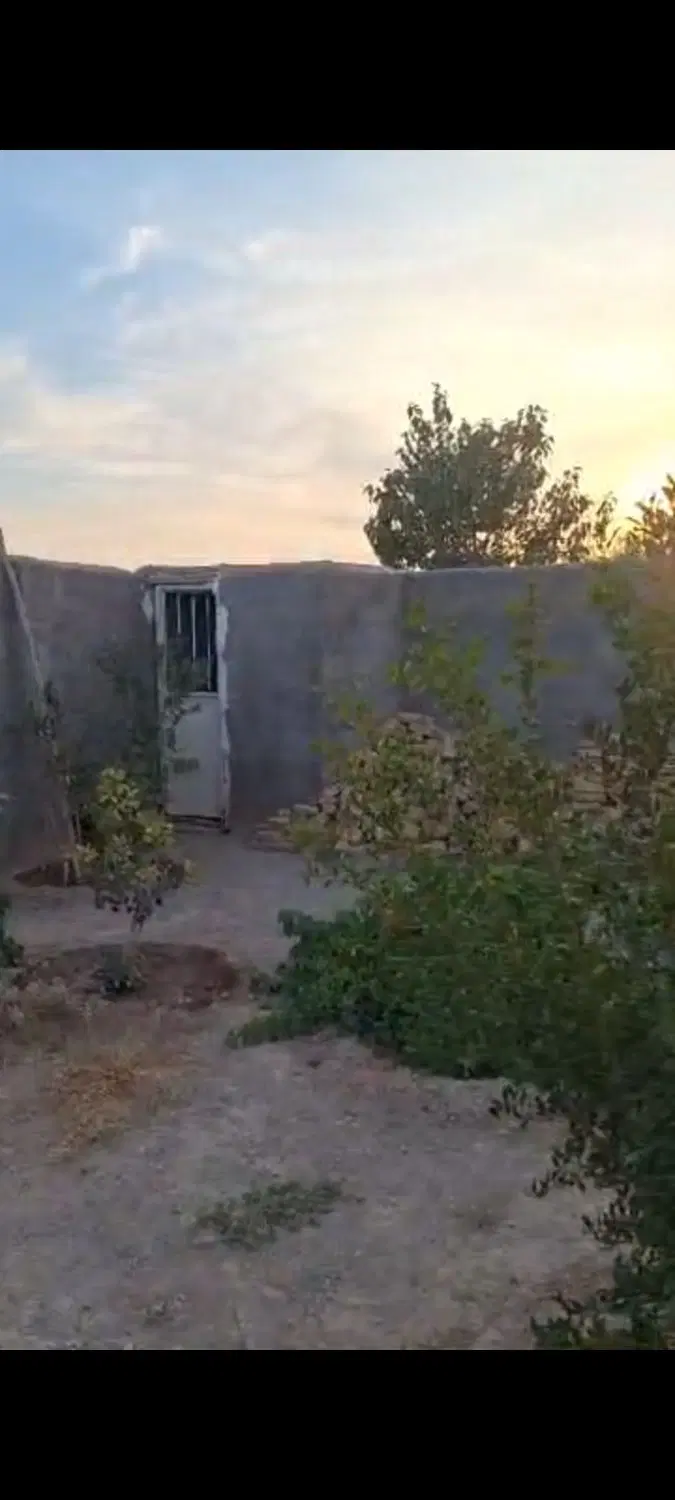 زمین مسکونی و باغ