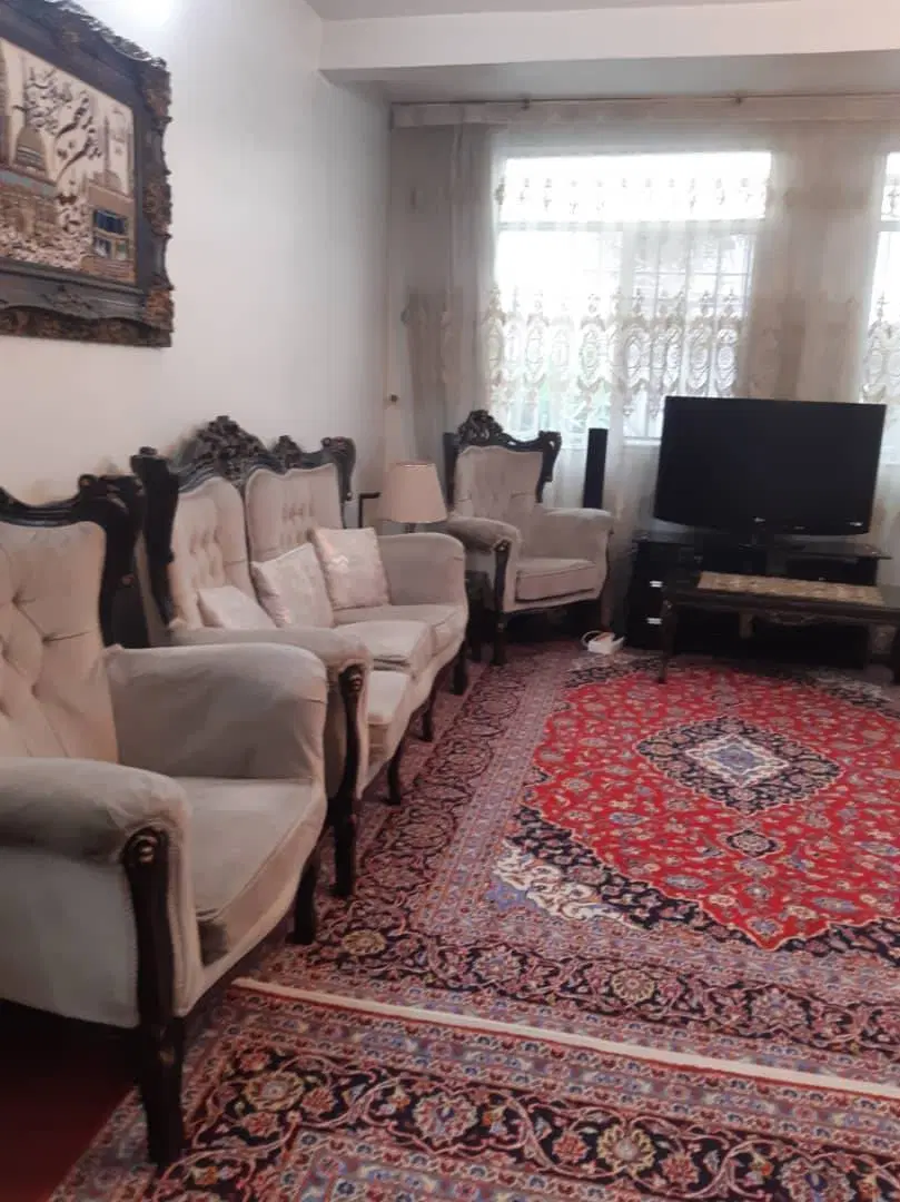 خانه کلنگی_۱۲۶متر_بر۸_قابل سکونت