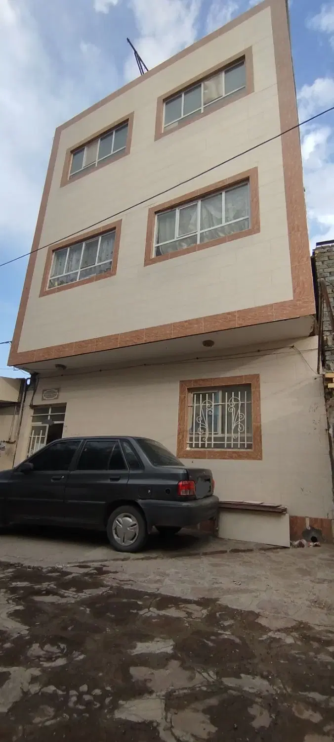 فروش یک آپارتمان ۳ واحدی