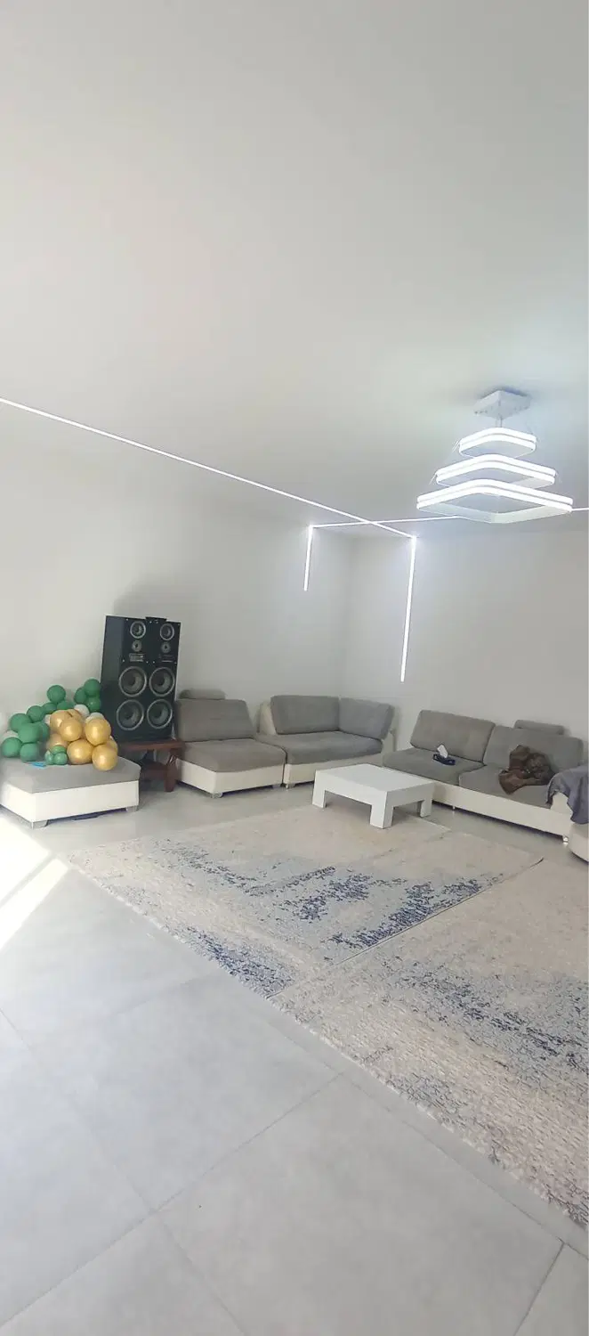۳۰۰مترباغچه،فقط زیر ۷ میلیارد تومان