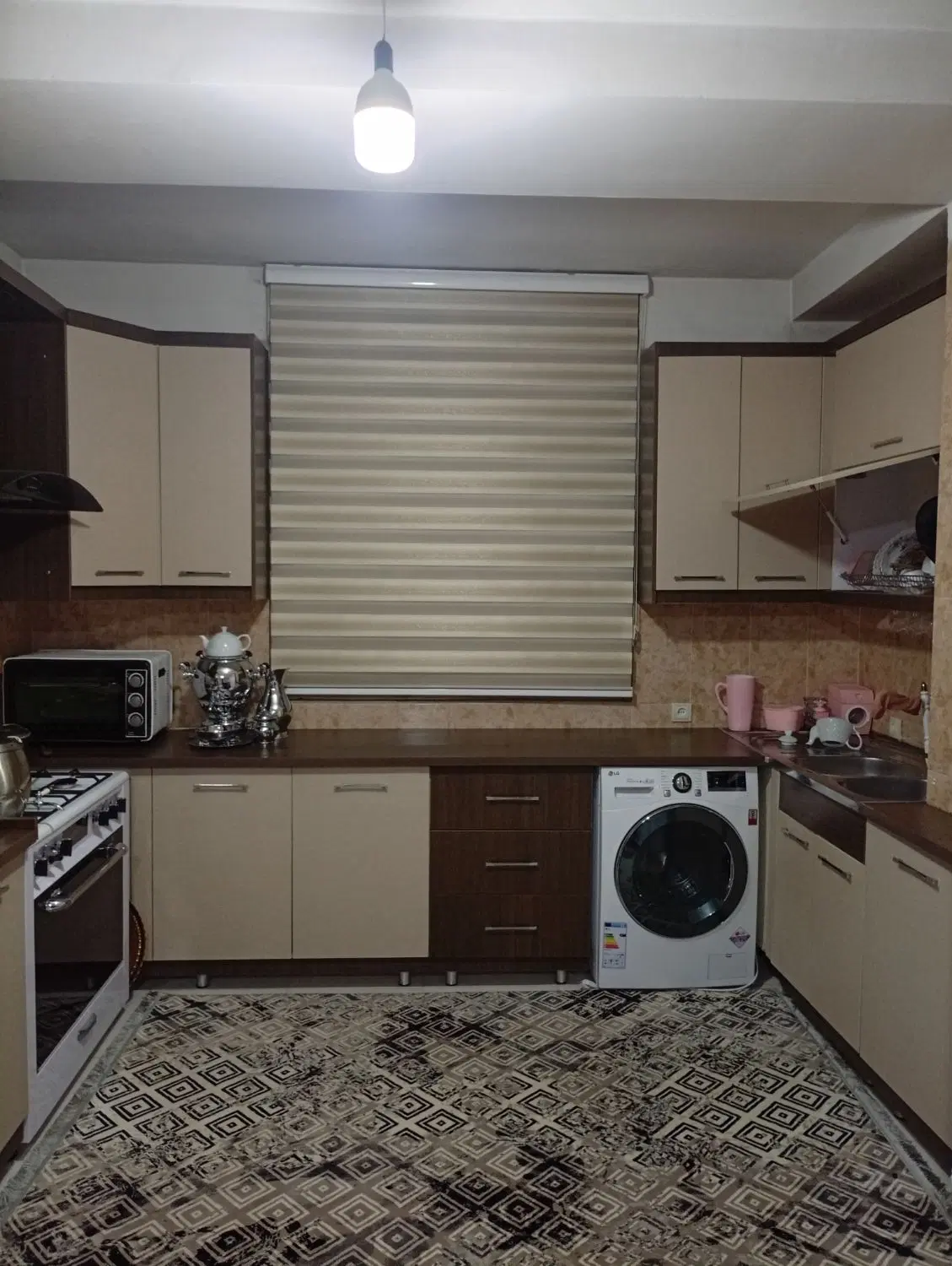 آپارتمان 73 متری حصارک بالا