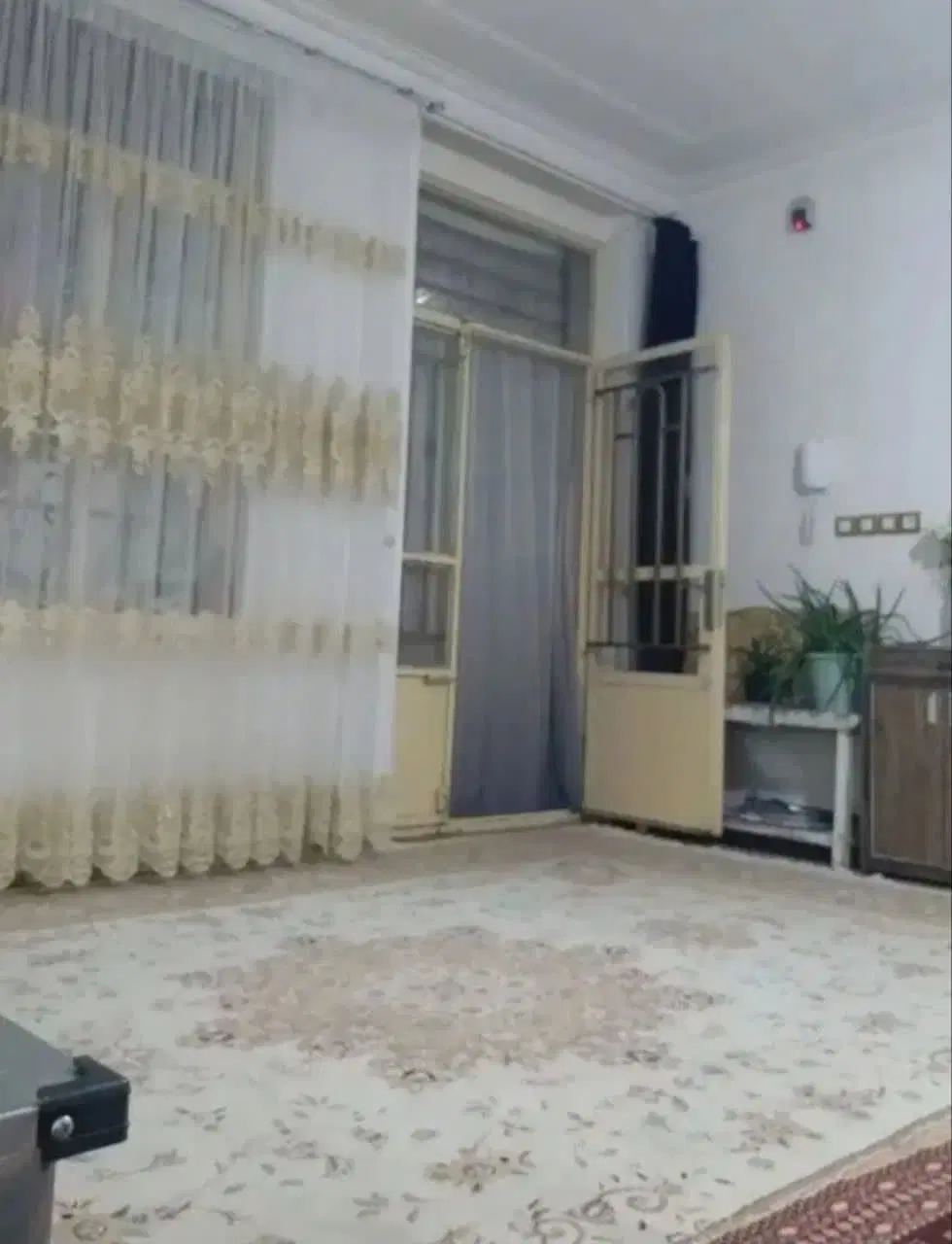 خانه ویلایی کوچه اختصاصی یک متری