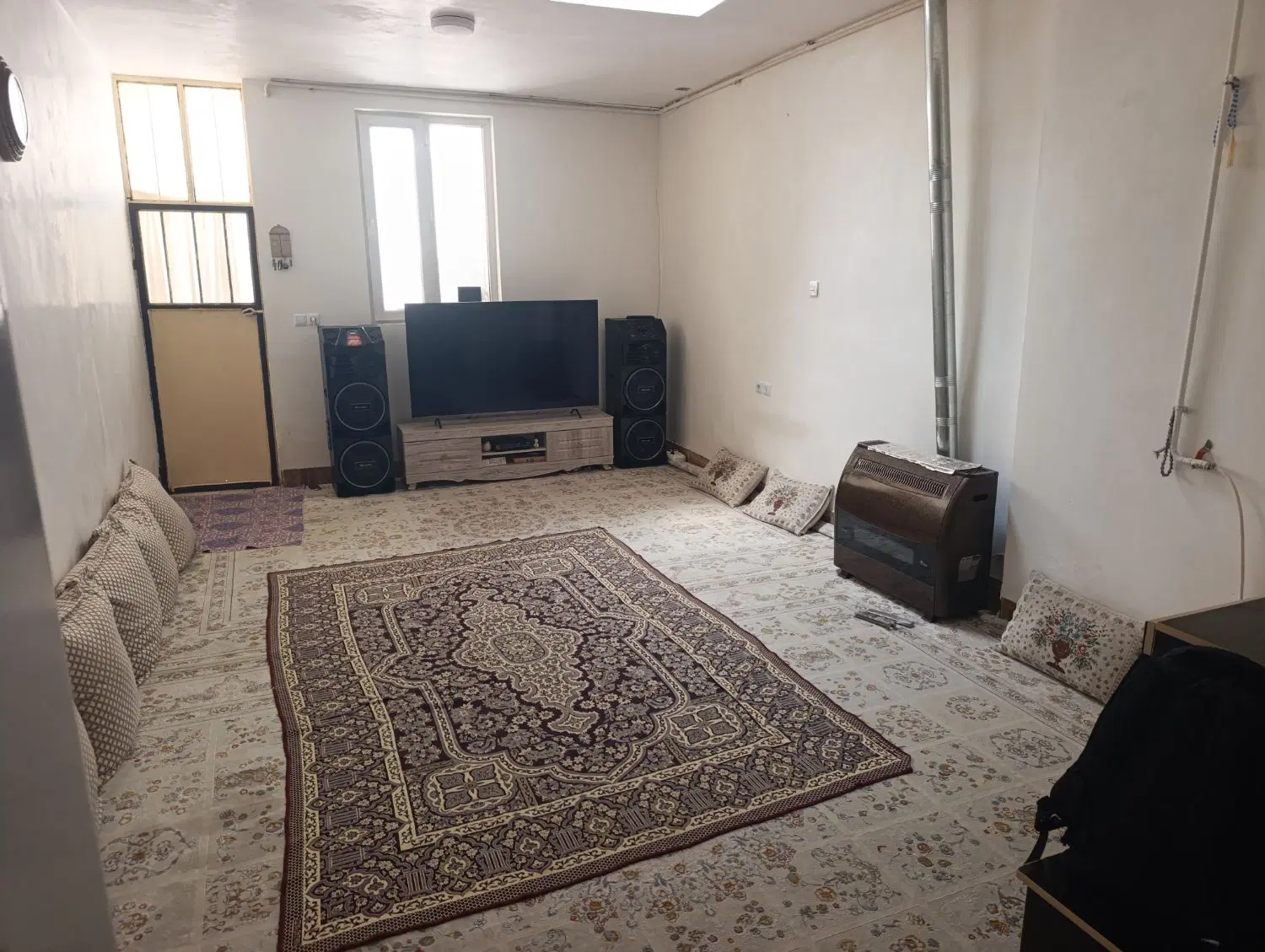 خانه 50متر ویلایی دربست مرکز شهر