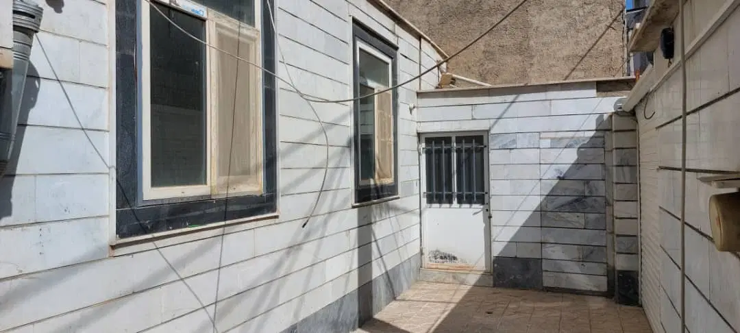 ویلایی راه آهن