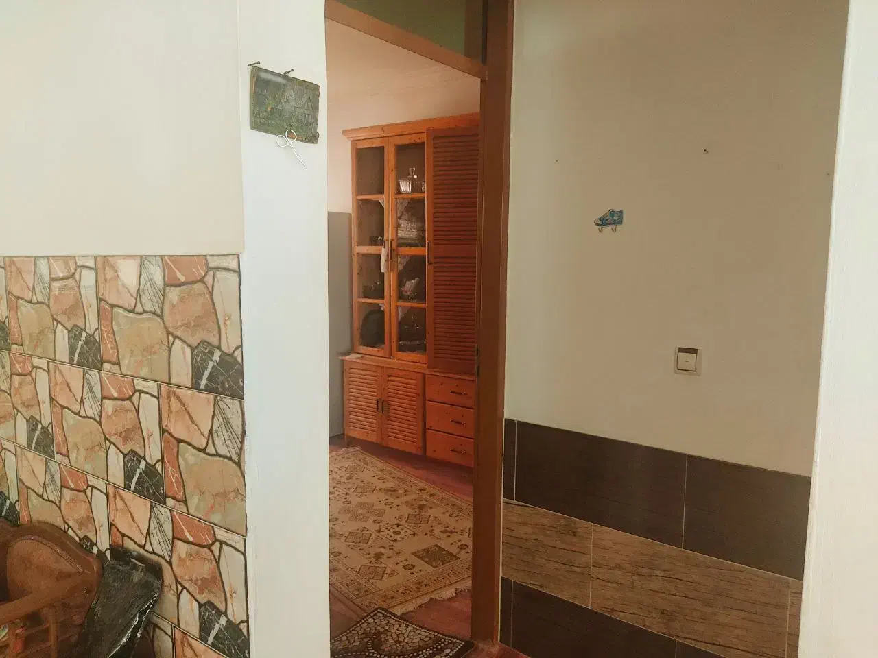 فروش یکجا منزل مسکونی دو طبقه