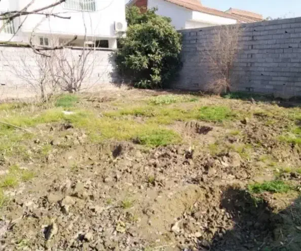 فروش۴۴۰مترزمین چهاردیواری چهارباغ باسندمادرمعتبر