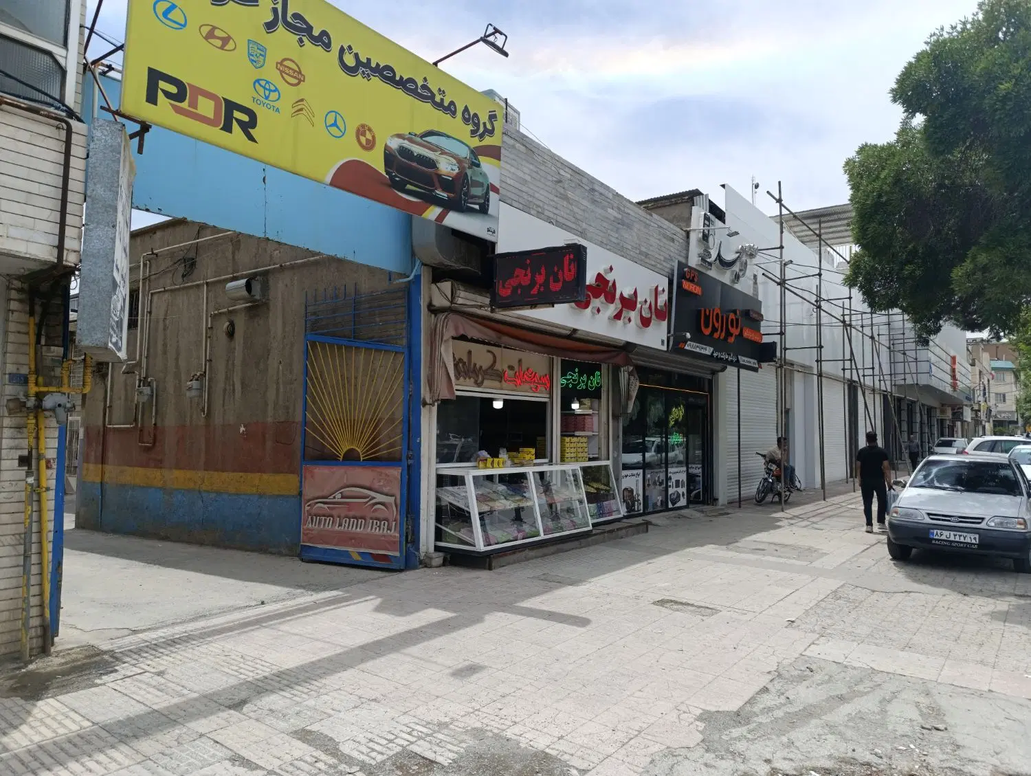 اجاره مغازه 18 متری در خیابان شهید بهشتی