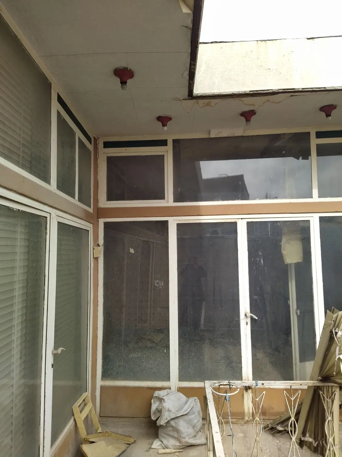 فروش منزل ویلایی مسجد سید دوطبقه 4 اتاق