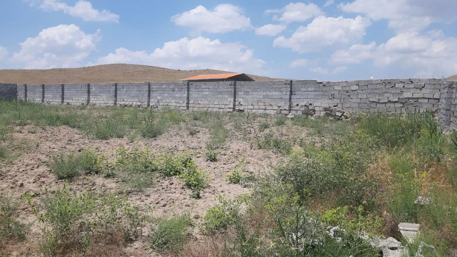 زمین حصار شده در اسپیران