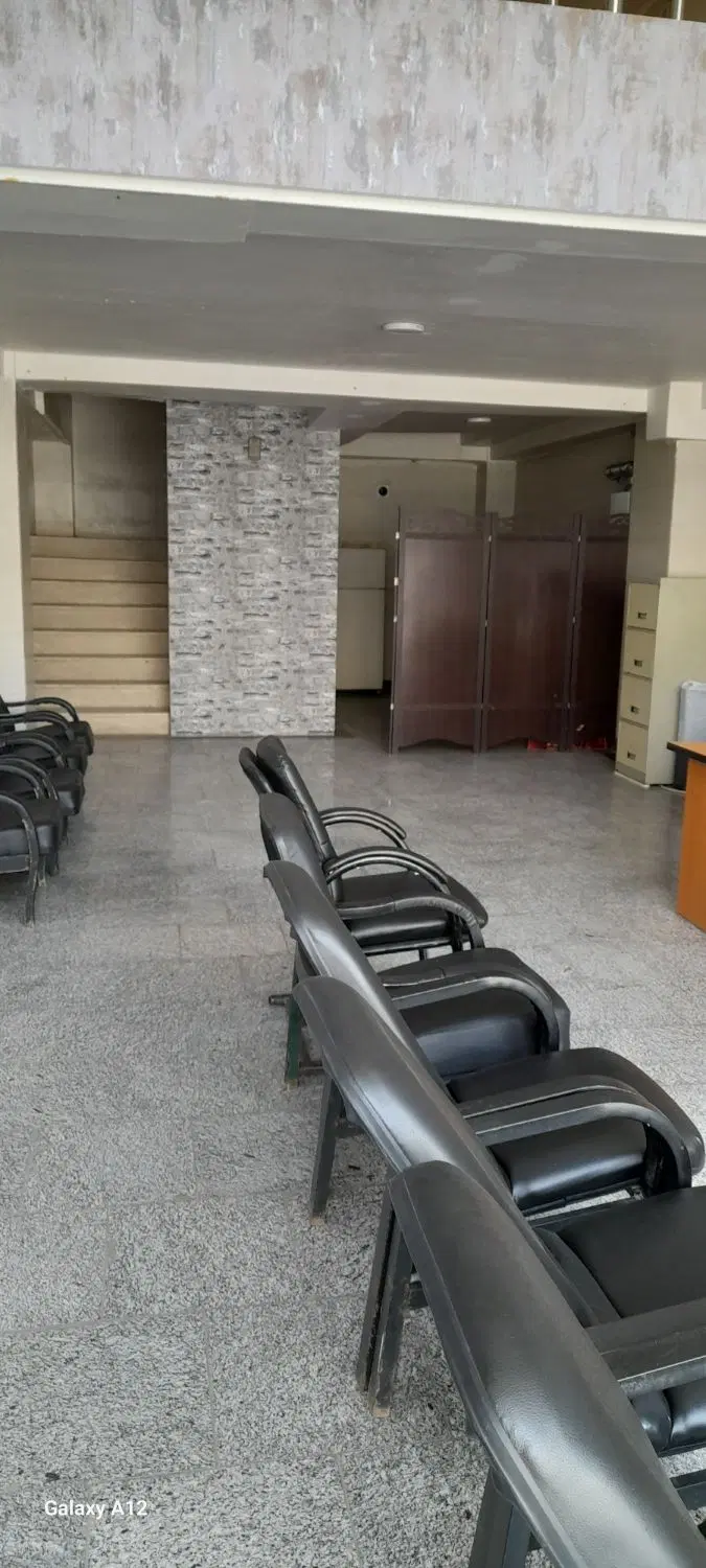 اجاره تجاری بر خیابان شهید رحمانی