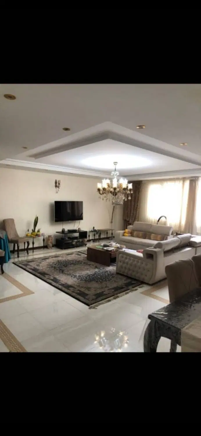 آپارتمان ۱۳۰متر۳خواب پارک کوروش