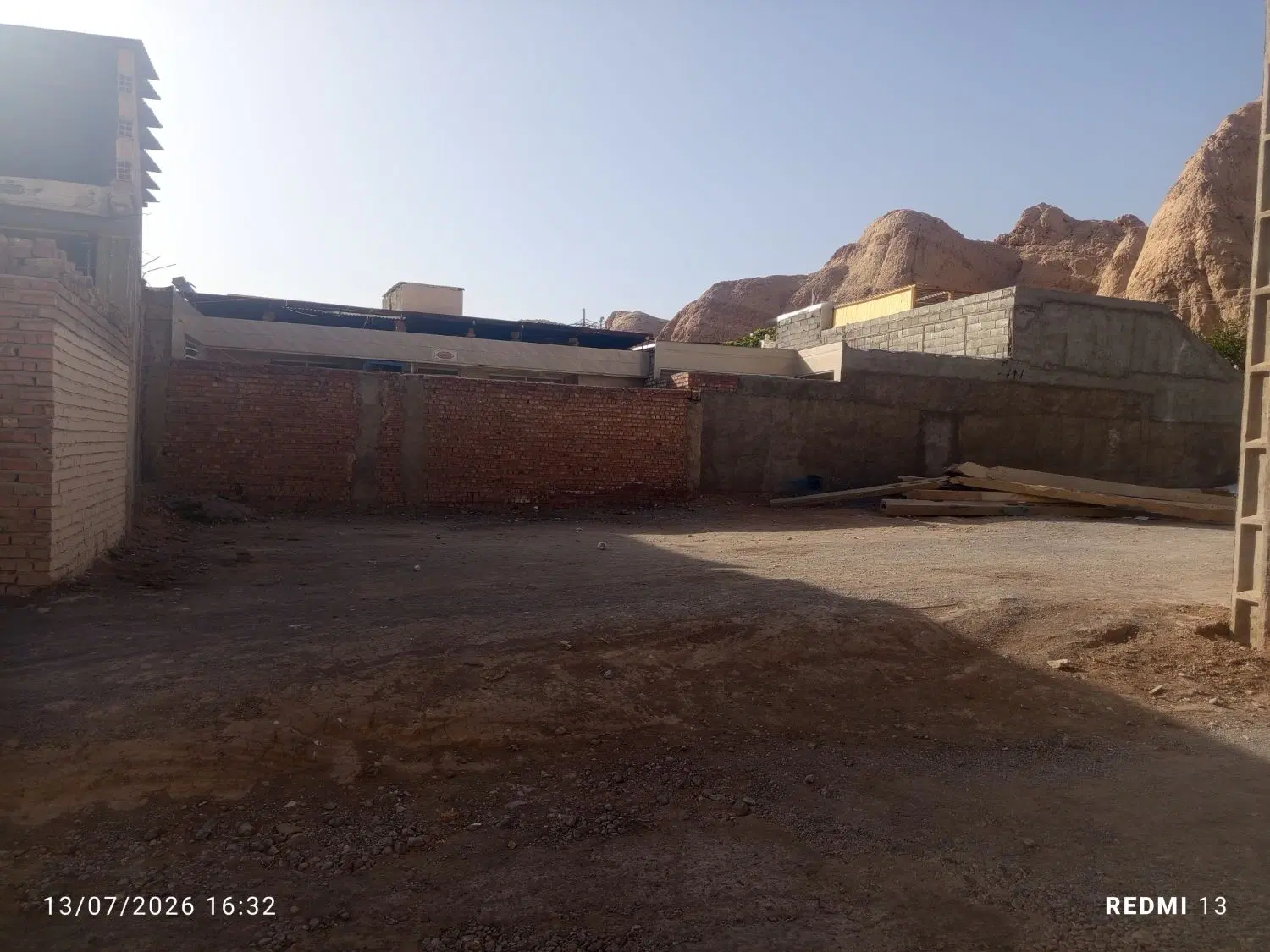 ۶.۵ قصب زمین خیابان سرباز