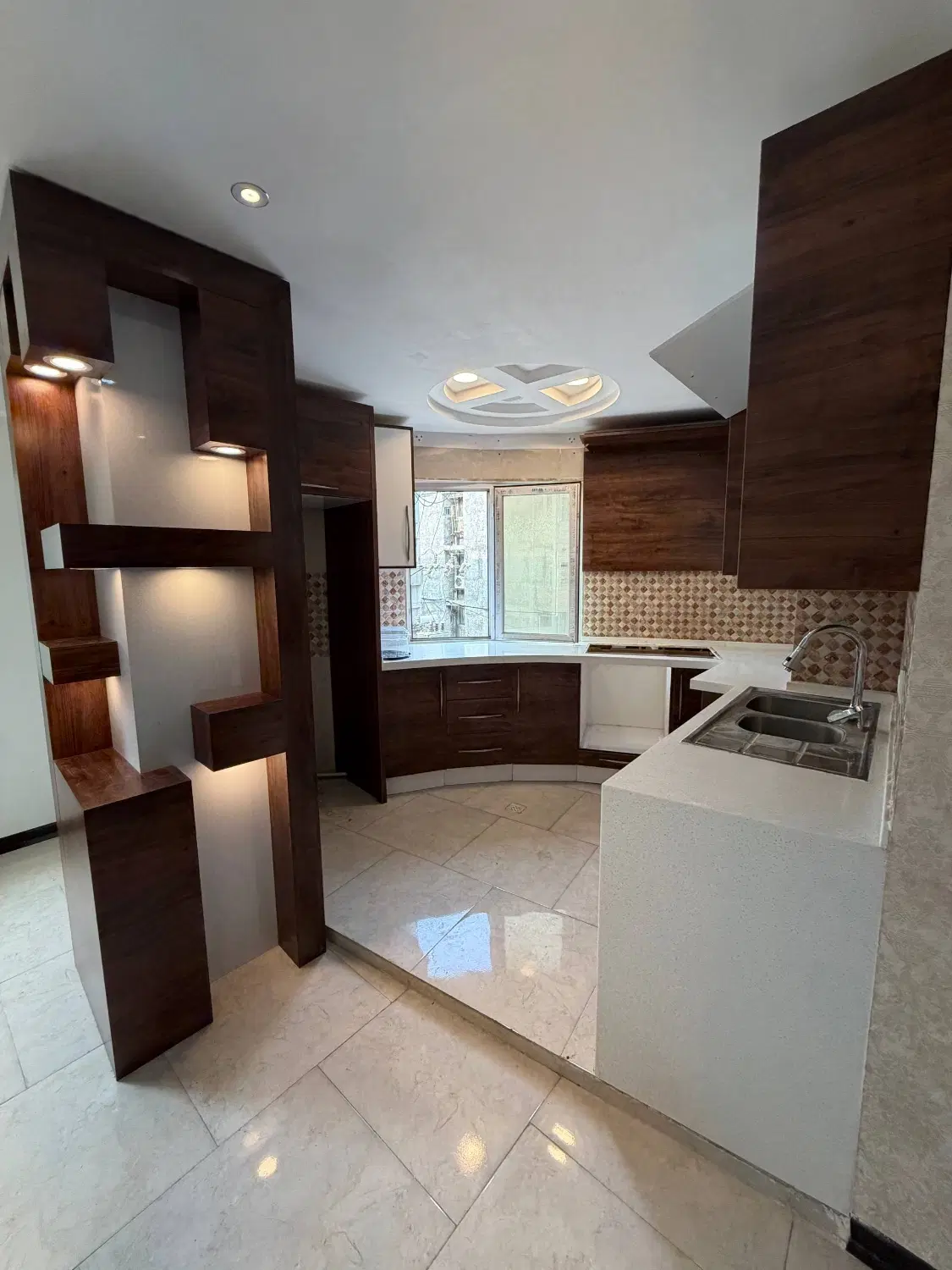 اپارتمان 98 متری فرجی خزر