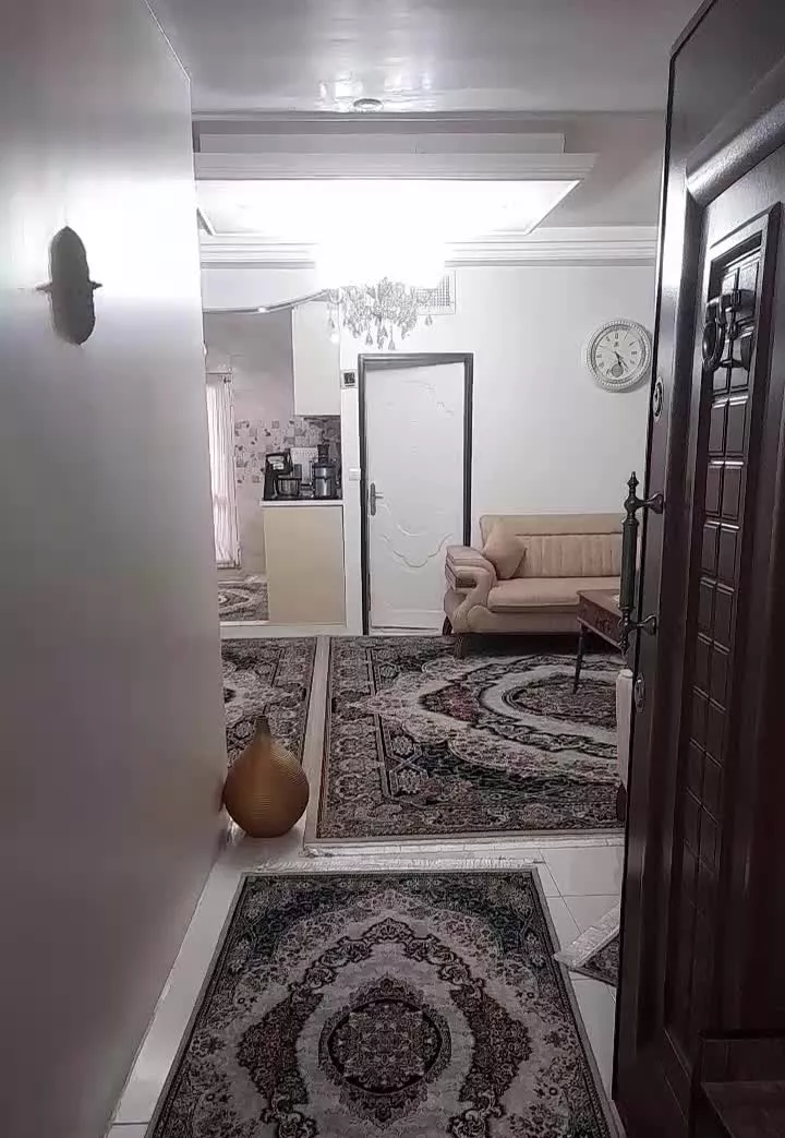اپارتمان ۶۳ متری ،نعمت اباد