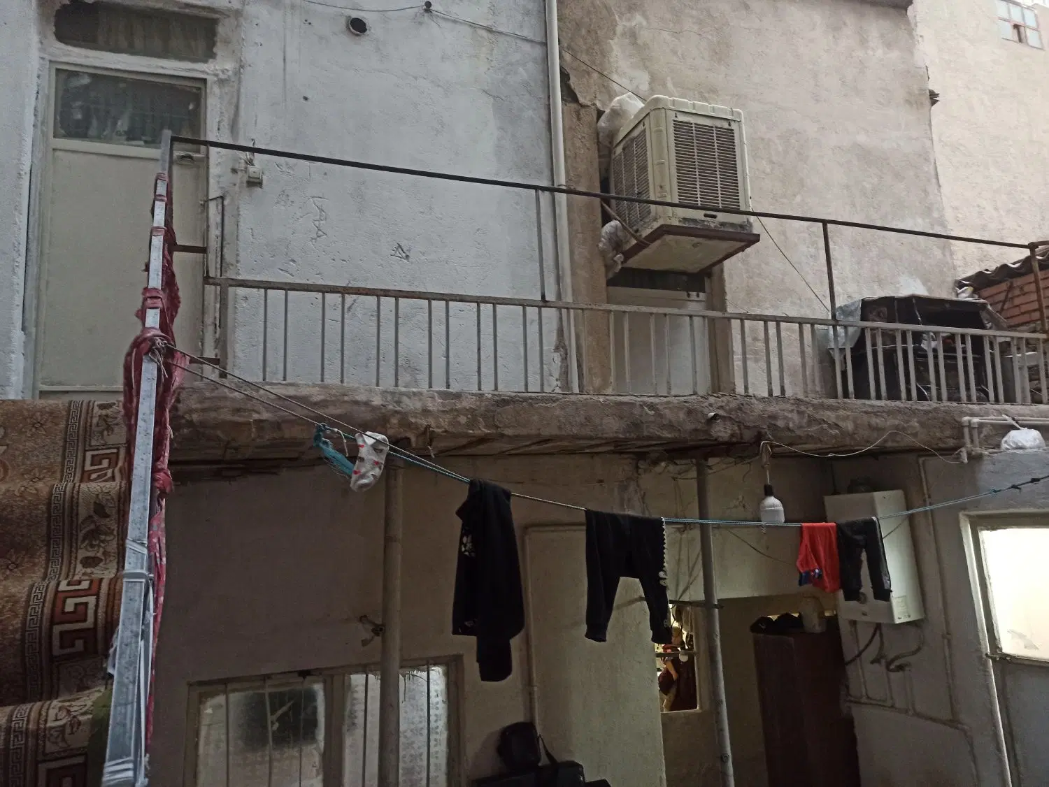 خانه کلنگی خونه کلنگی پشت قواره