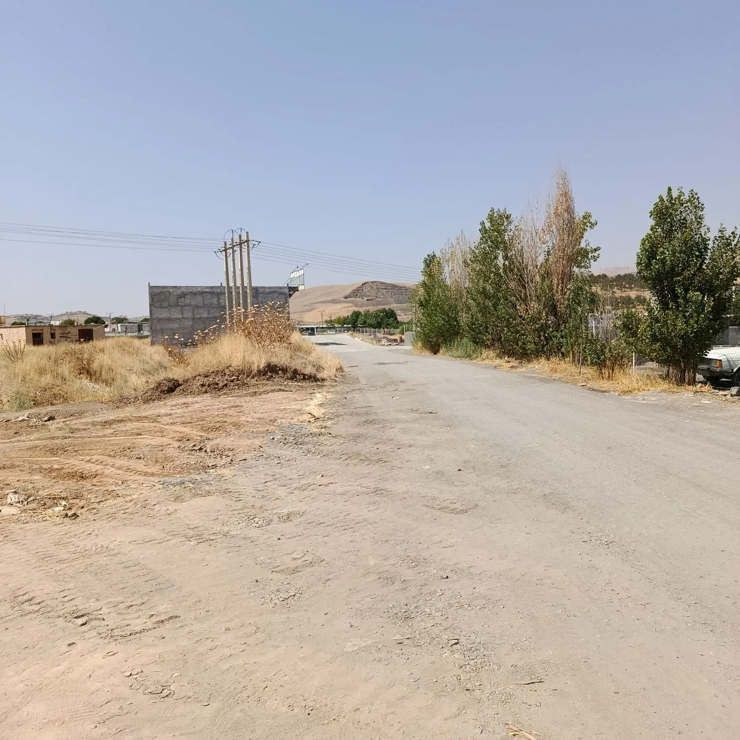 زمین گریزه