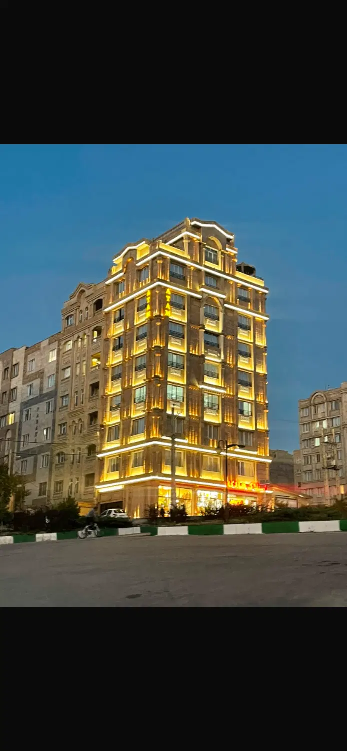واحد ۱۳۰متری شهرک نادری