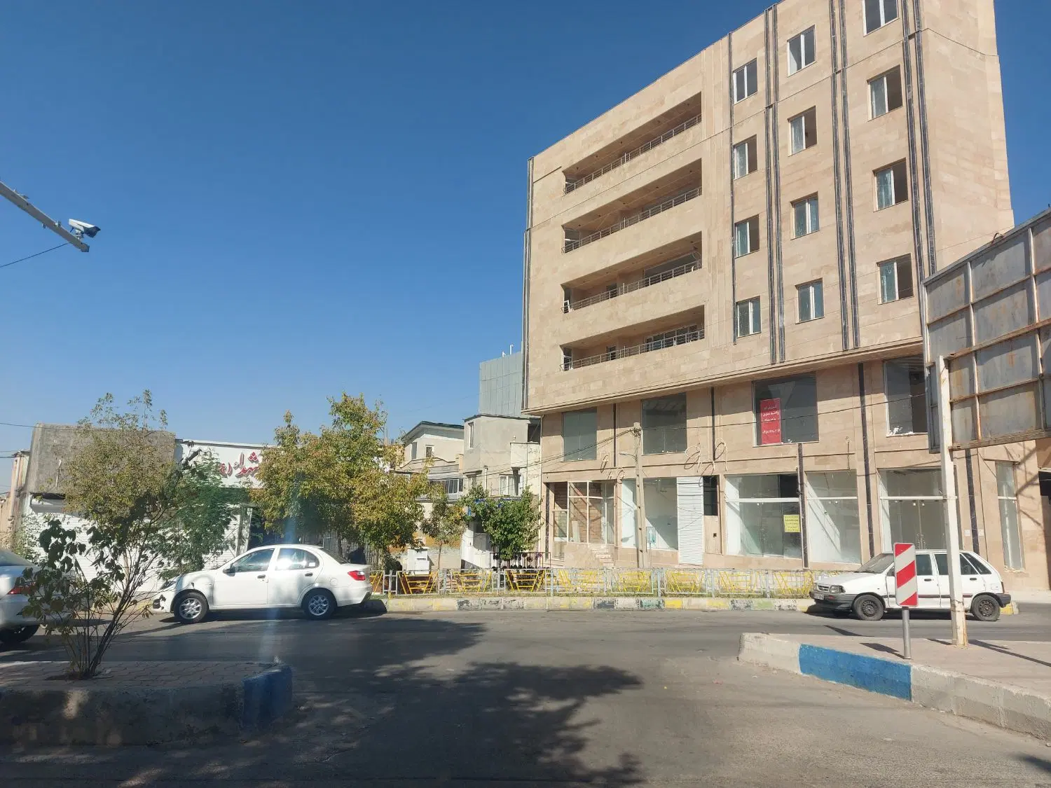 مغازه تجاری بلوار سیدالشهدا