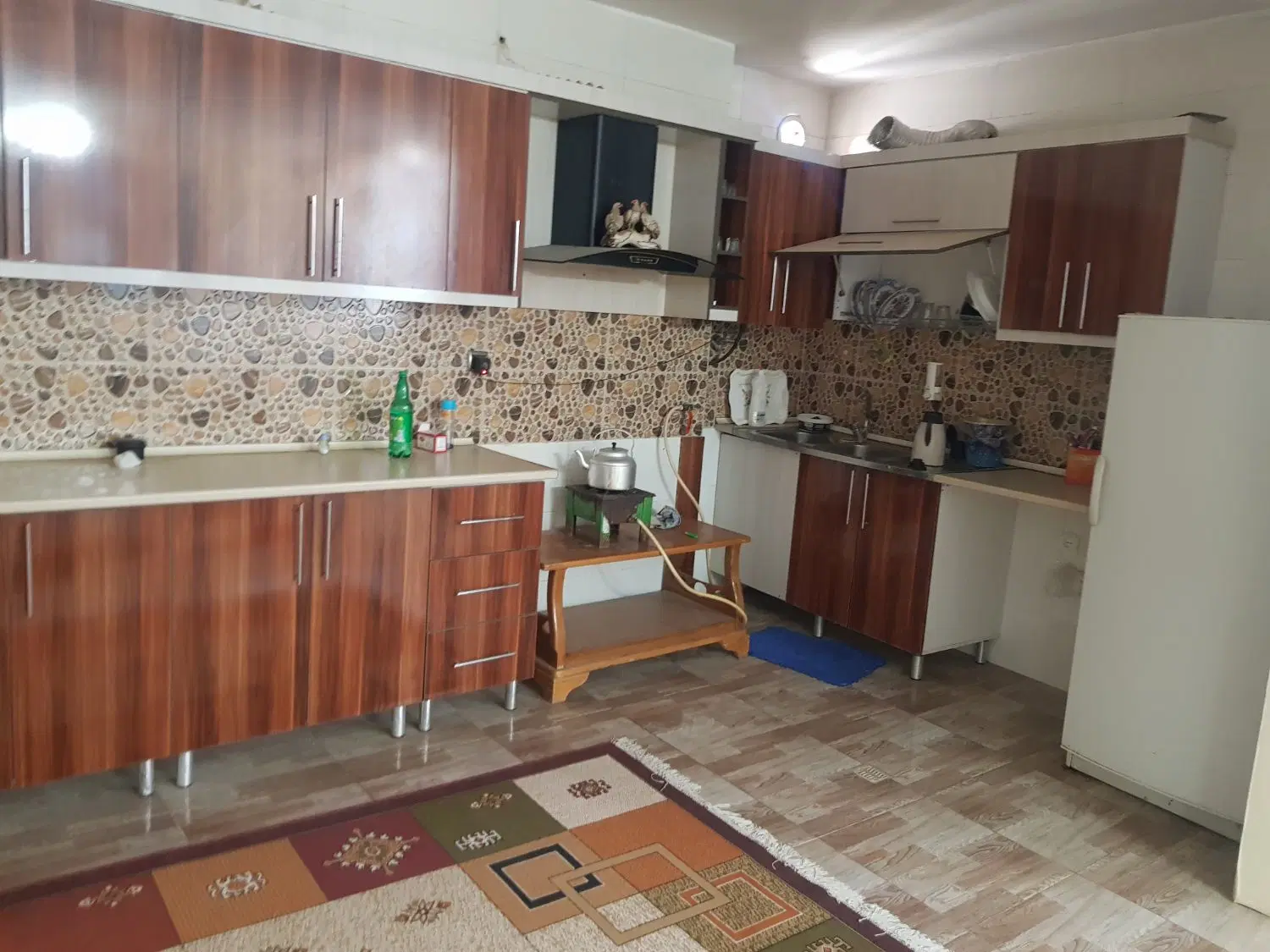 دربست طبقه اول بعثت ۲۳