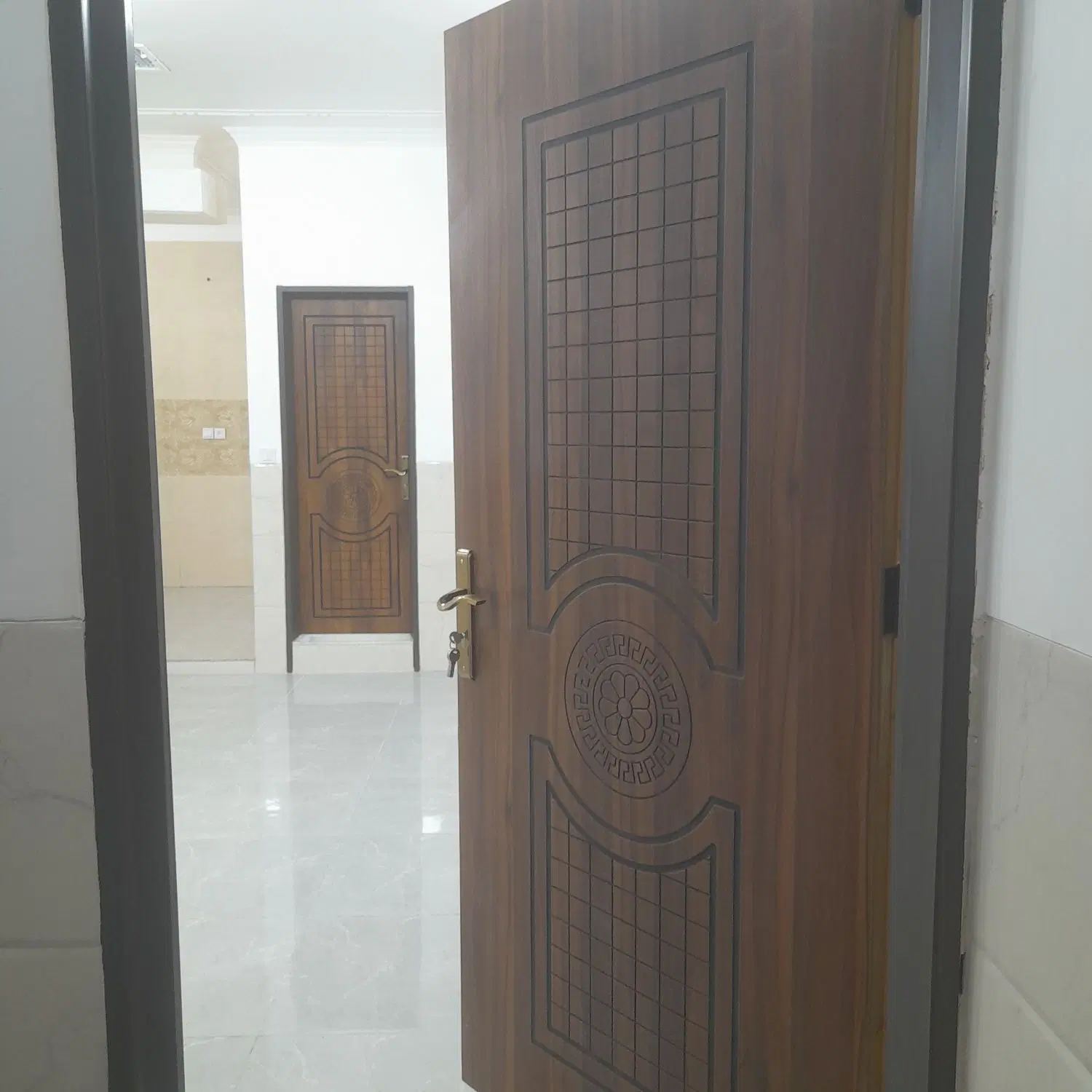 منزل سه طبقه کوچه ۲۸ اسکان