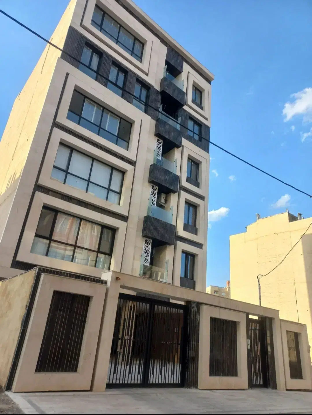 آپارتمان فروشی