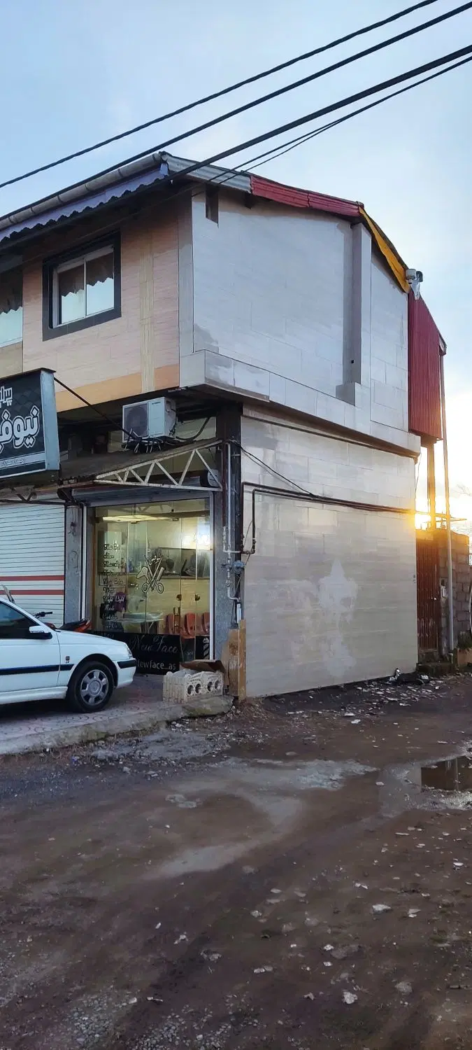 خانه ۷۰ متری بالای مغازه در دستک اول معین آباد