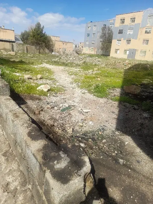 زمین مسکونی ۱۹۴متر