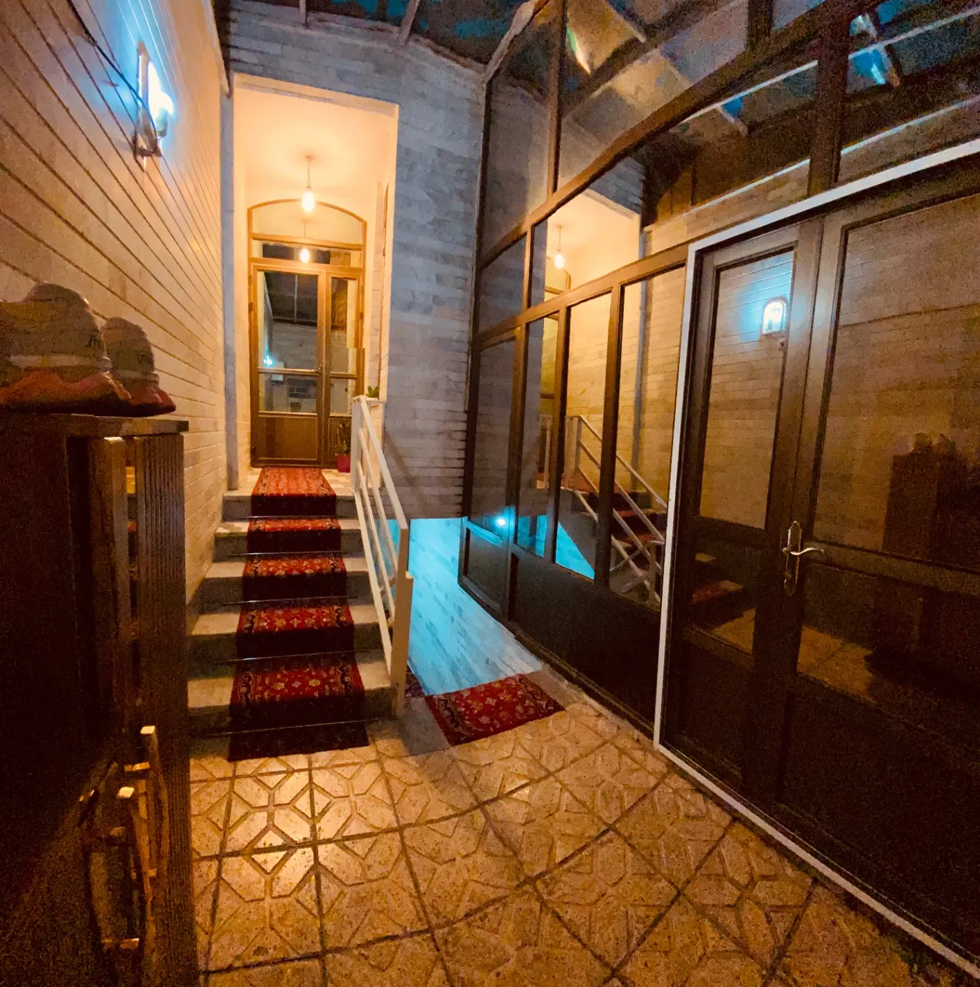 اجاره خانه ۲طبقه حیاط دار دربست شهرک نور