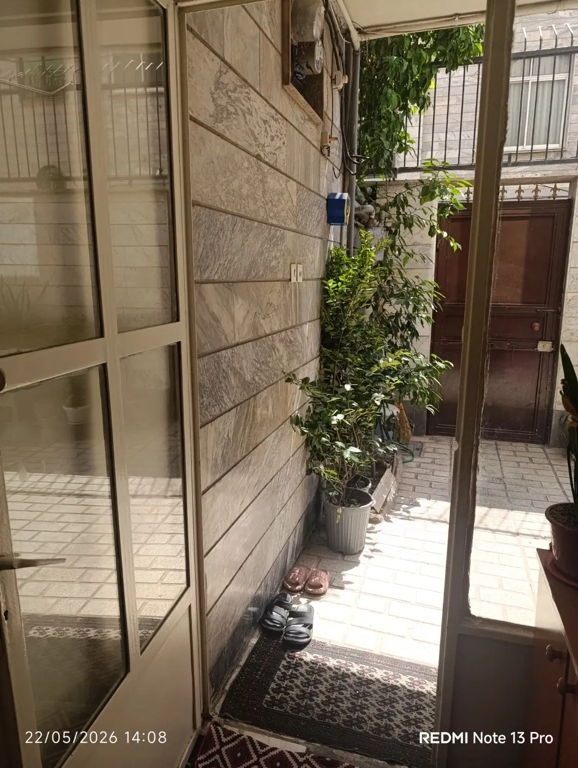 خانه ۱۰۰ متری ویلایی  یک خواب کرسی بلند