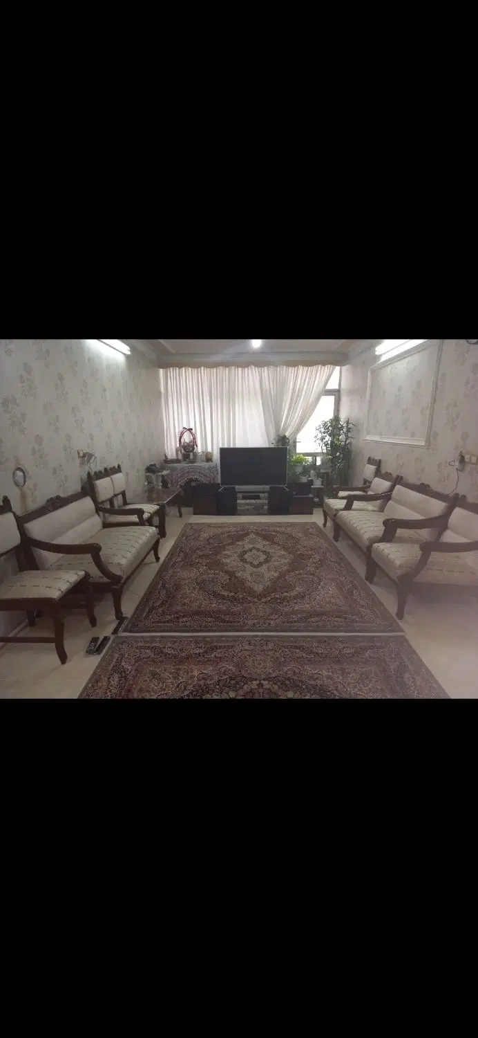 ویلایی دوطبقه ۱۰۸ متری فلکه سوم خیابان جعفری