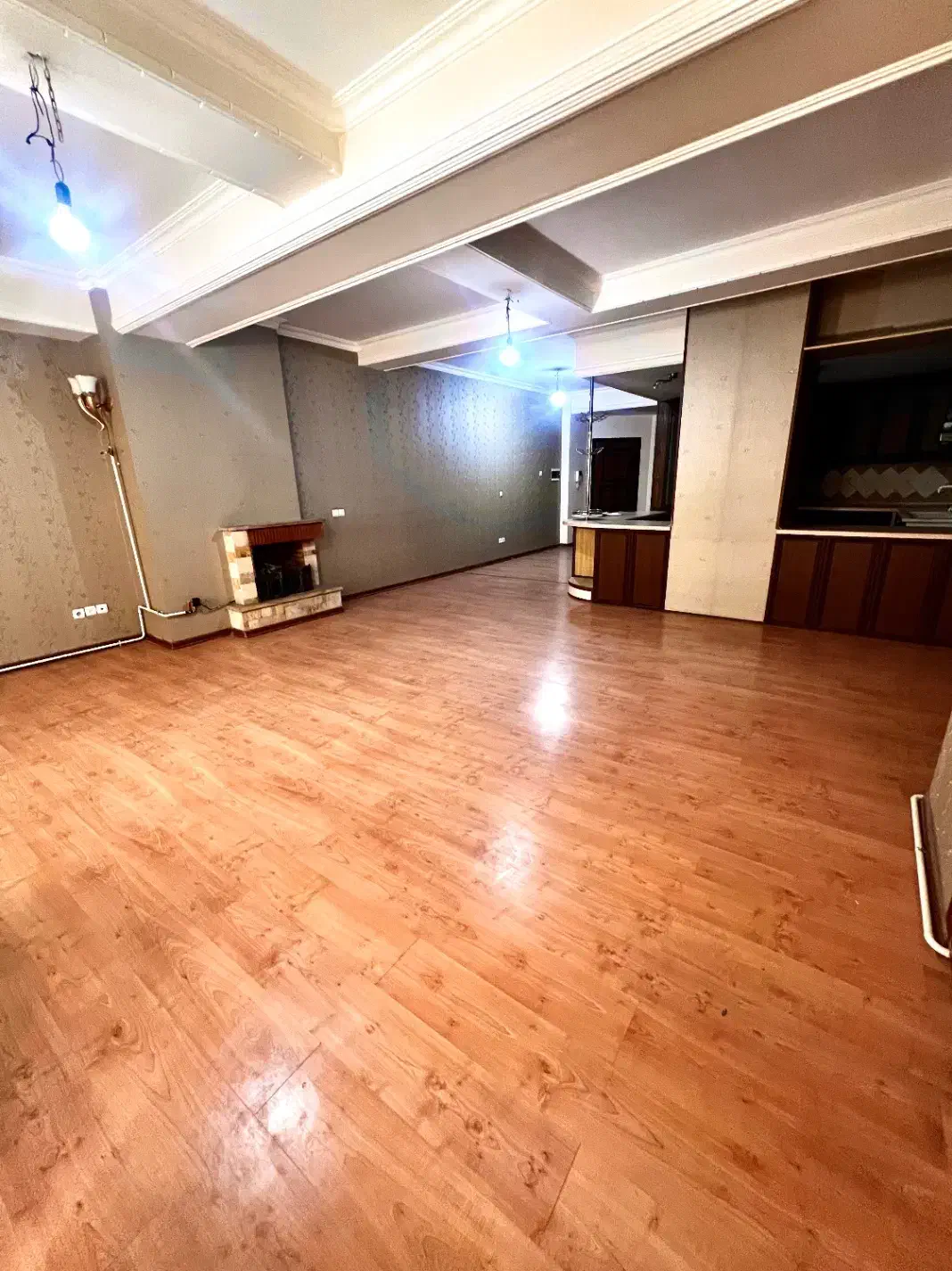 اجاره حیاط دربستی ۲۸۰ متری