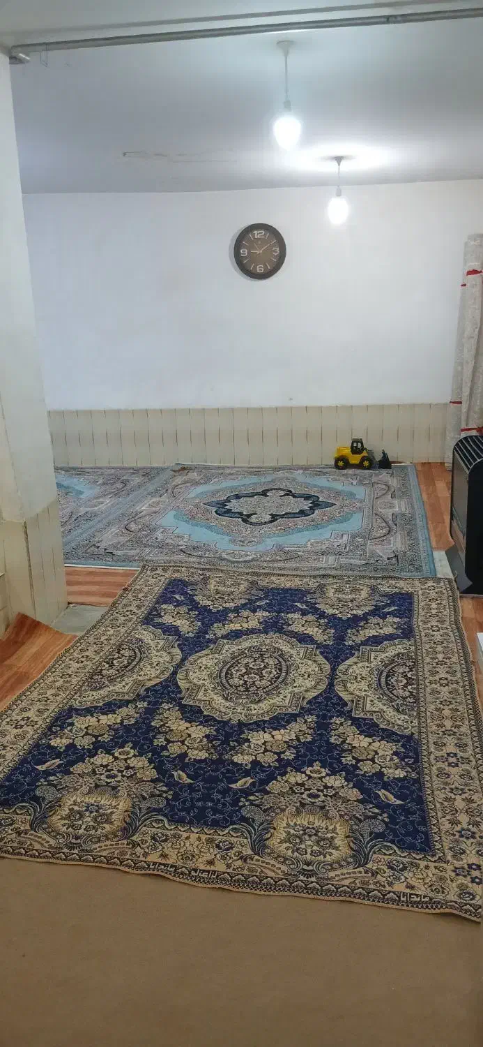 ۳۰۰ متر ۳ کله کوچه ۶و۶و۲ نفر رو.دارای امتیازات