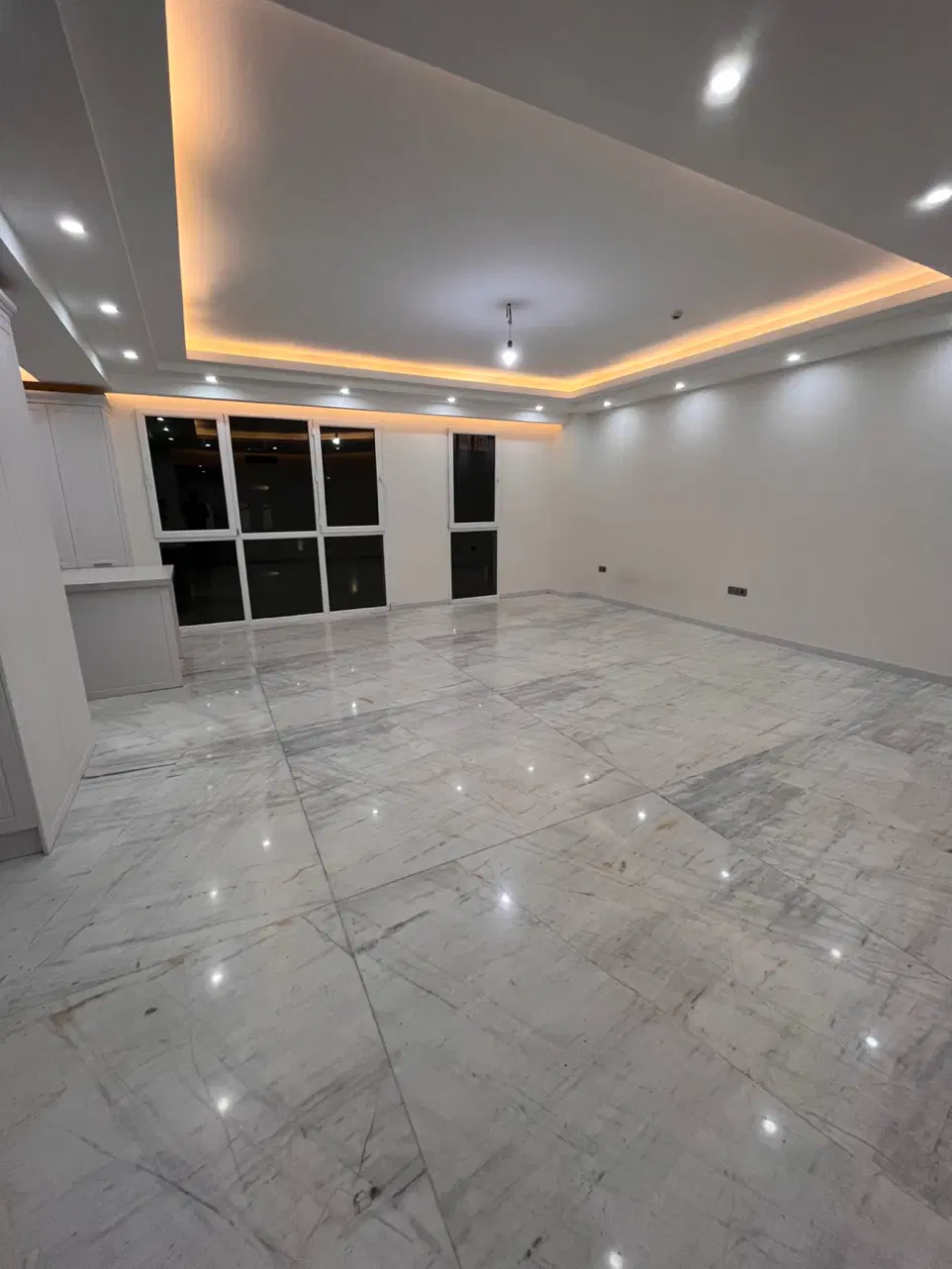 ۱۲۸متر ۳خواب تکواحدی تاپ لوکیشن