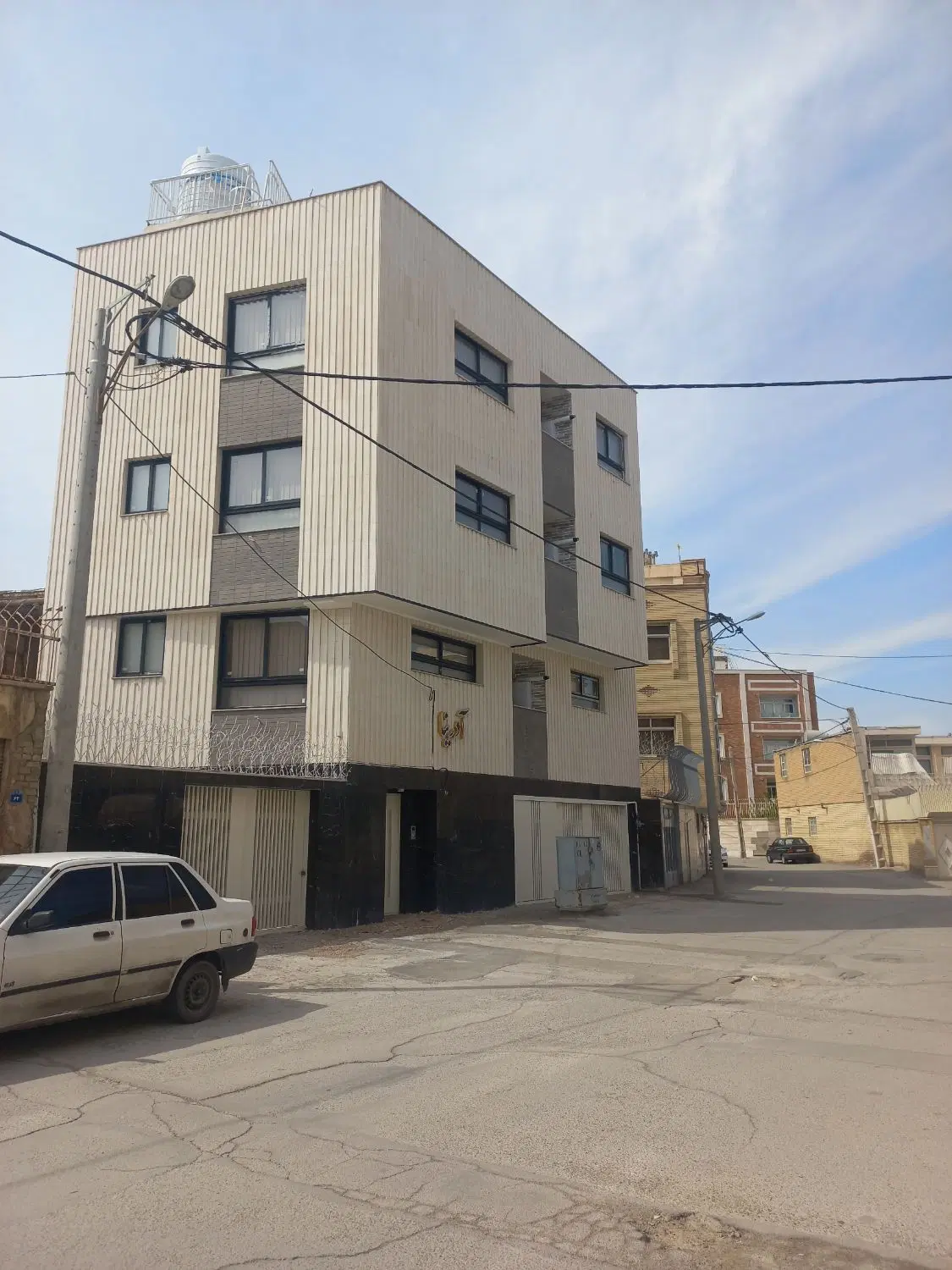 اجاره اپارتمان دوخوابه صفر باهنر علاقهمندان