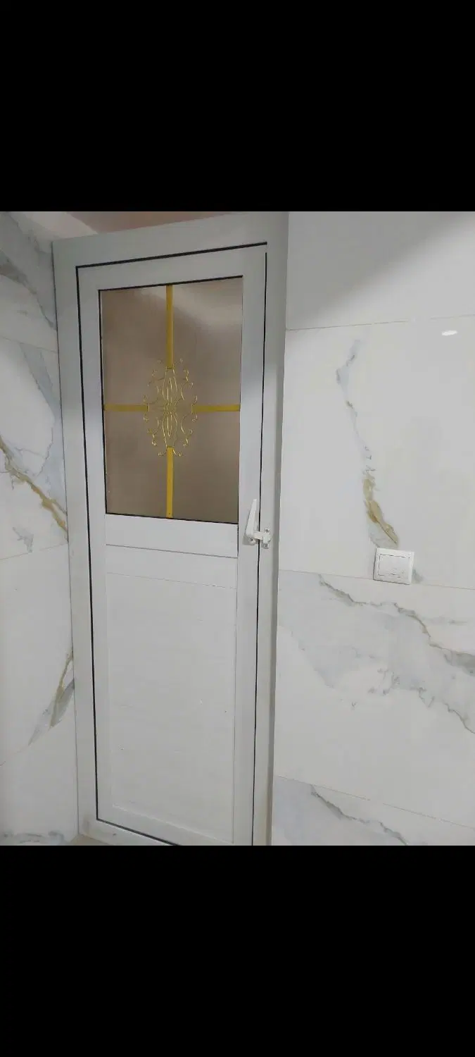 مغازه نوساز ۴۰ متری سند دار برِ خیابان اصلی