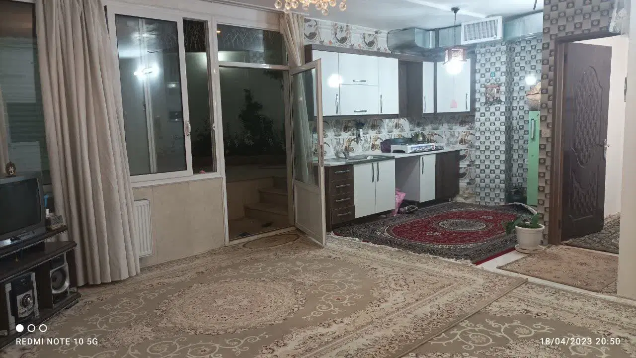 اجاره یک خوابه  همکف درب مجزا حیاط دار